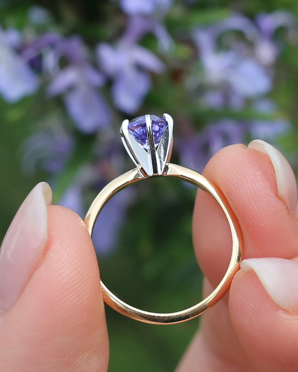 6mm Tanzanite Round Solitaire, 14ct Yellow and White Gold, size N1/2 or 7, 2.57g