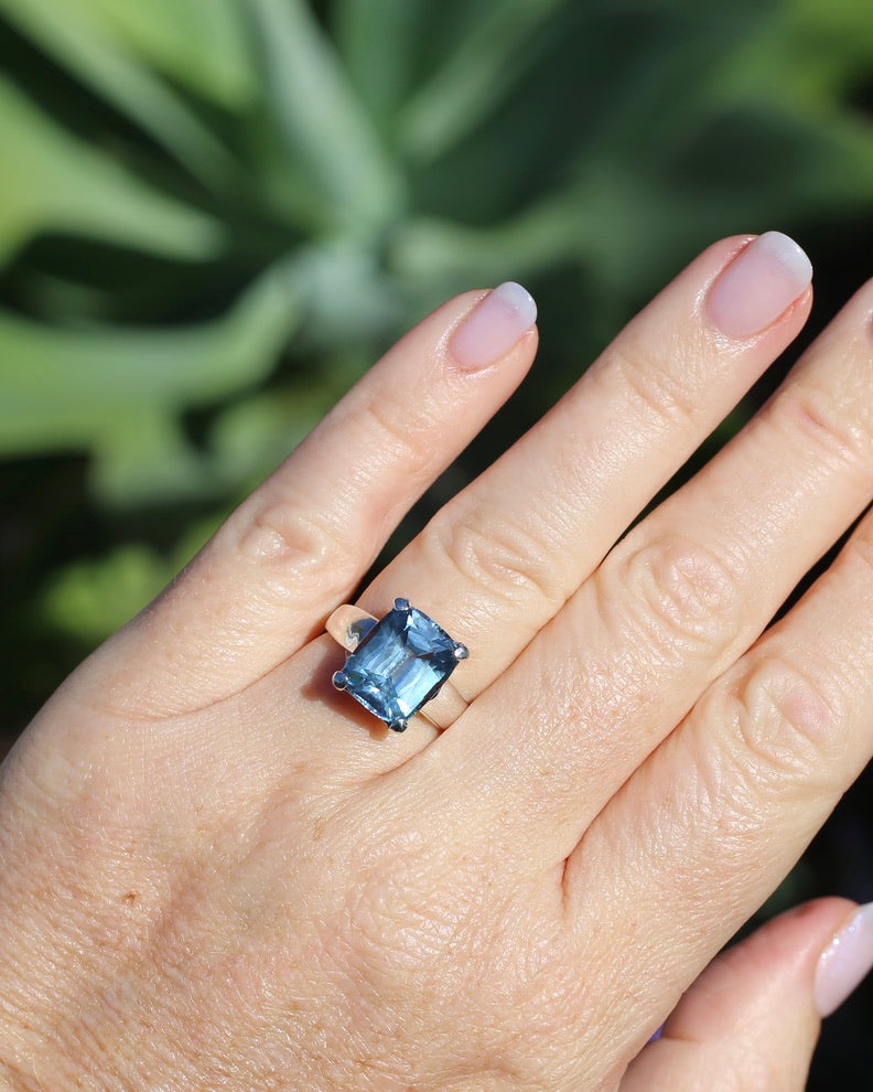 5ct Cushion Cut Natural Blue Topaz Ring, Sterling Silver, size N or 6.75, 5.02g