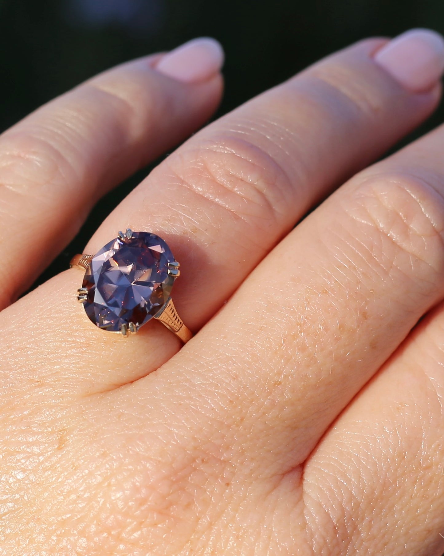 ON HOLD 7.9ct Mauve Damask Rose Oval Natural Zircon in Vintage 9ct Double Claw Ring, 9ct Yellow Gold, size M or 6.25, 3.59g