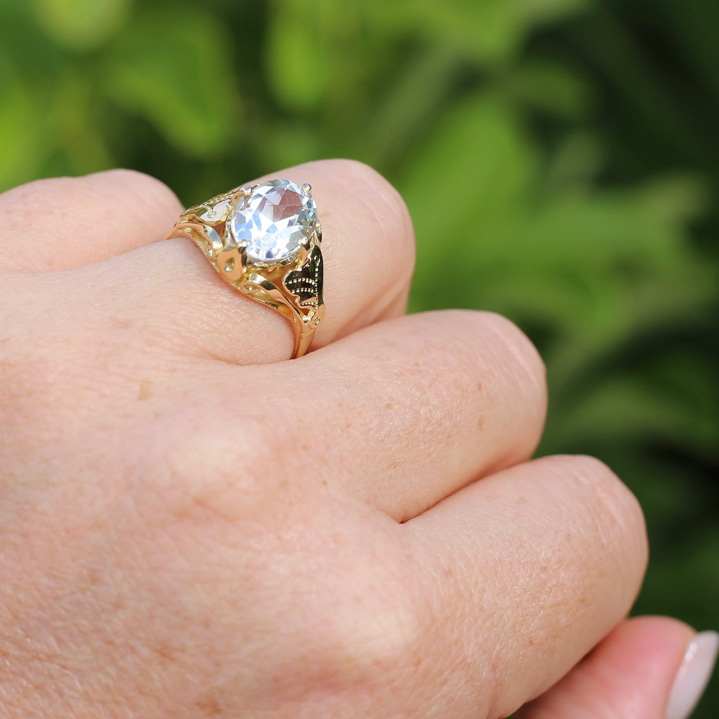 3.26ct Oval Natural Aquamarine in Hand Crafted 18ct Yellow Gold Ring, size P or 7.5, with Valuation