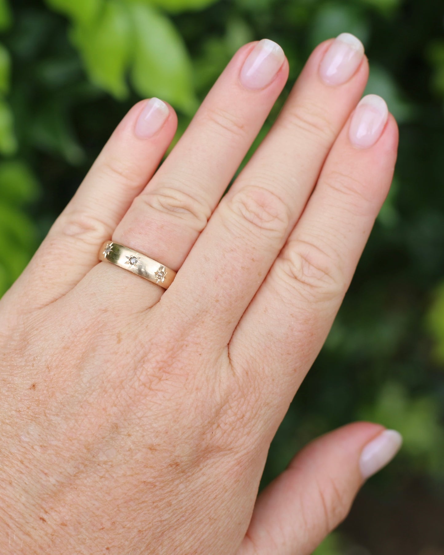 Reclaimed 9ct Yellow Gold Ring Star Set with 3 Rose Cut Diamonds, size O1/2 or 7.25 (fits about N1/2 or 7 due to width and chunk)