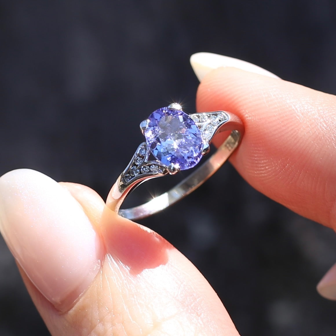 1.36ct Oval Natural Tanzanite and Diamond Split Shoulders, 9ct White Gold, size N1/2 or 7