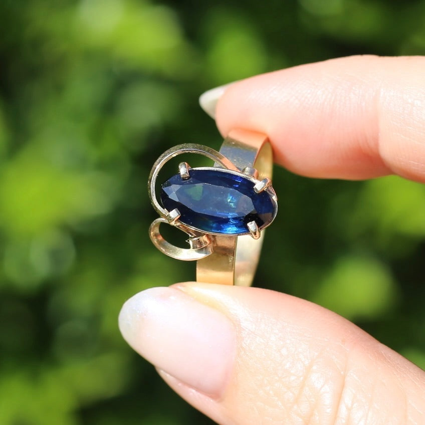 1980s 4ct Australian Parti Sapphire Retro Ring, 9ct Yellow Gold, size X or 11.5 (easily sizeable) with valuation