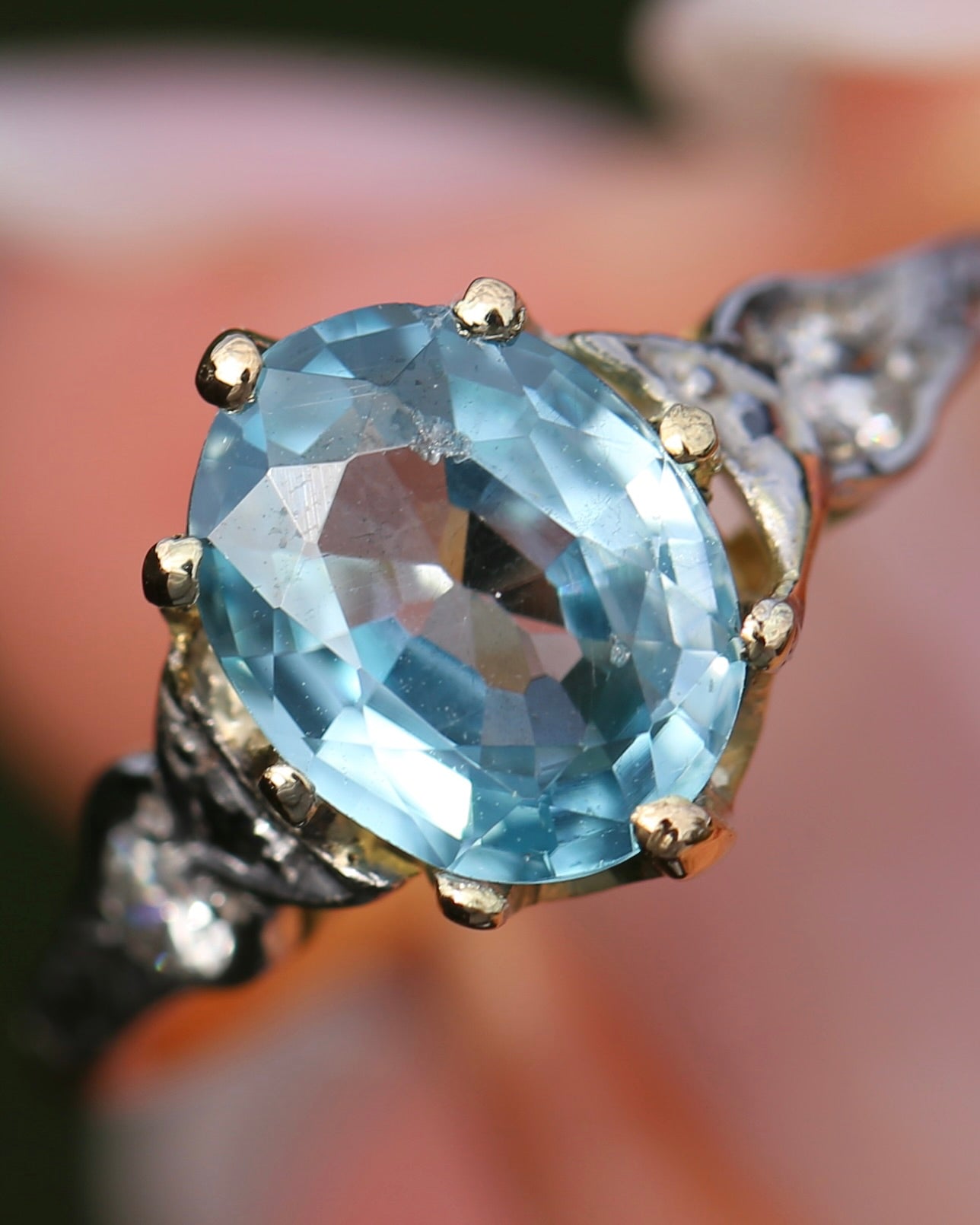 Circa 1930s Art Deco Blue Zircon and Diamond Ring, 18ct size just over M1/2 or 6.5, 2.80g