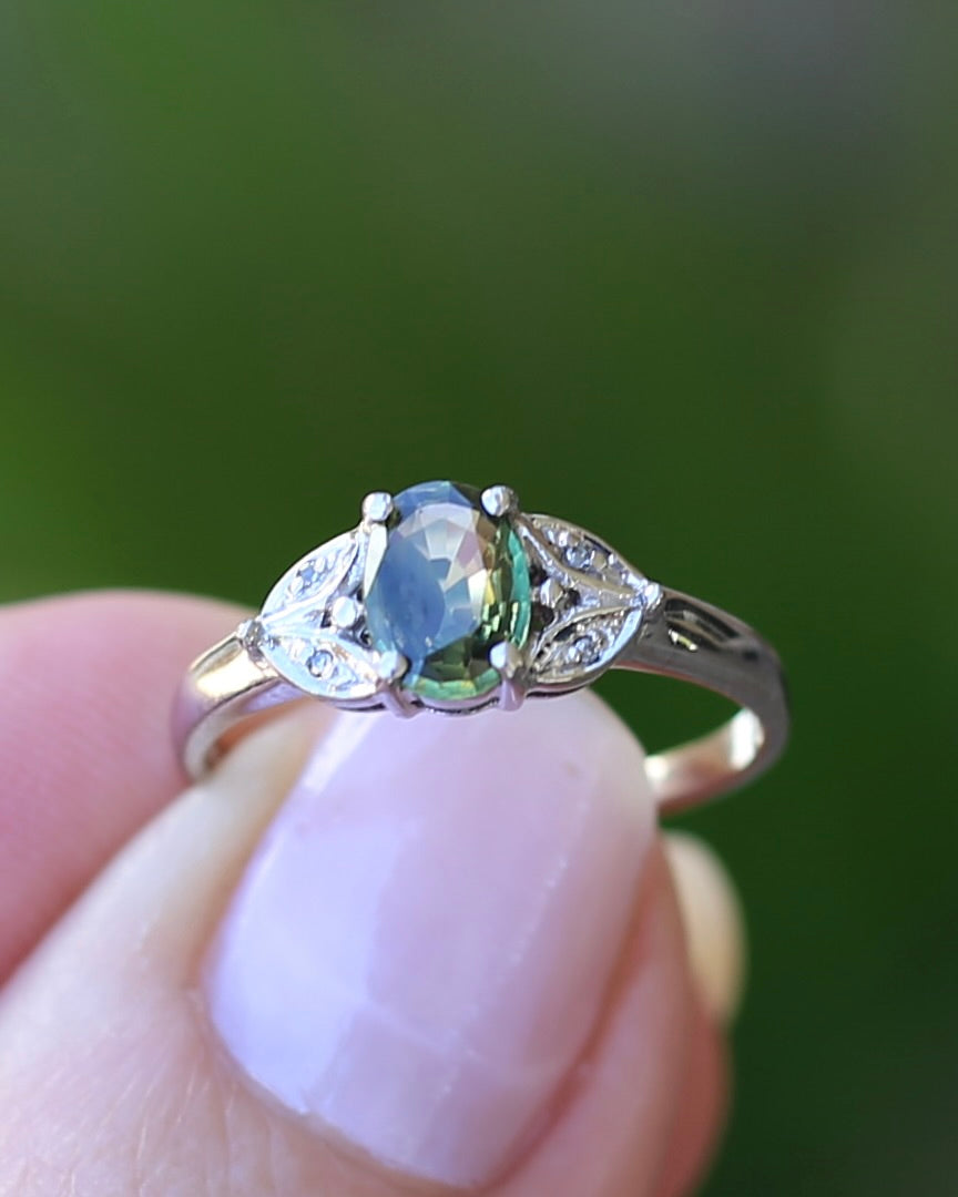 0.8ct Parti Sapphire and Single Cut Diamond Ring, 9ct White Gold, size N or just over 6.5, 2.00g