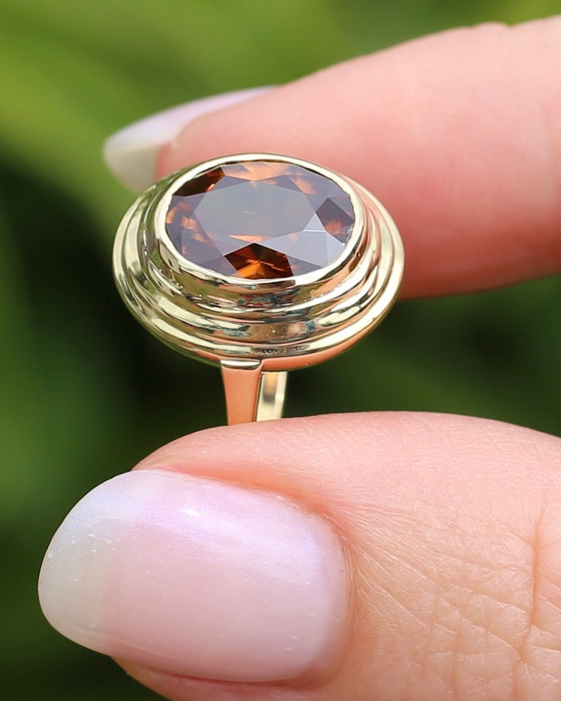 5.08ct Bezel Set Tiered Zircon Ring, 9ct Yellow Gold, size P or 7.5, 14ct Yellow Gold, 4.06g