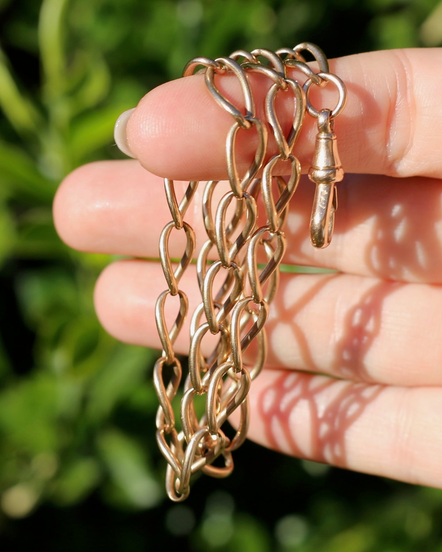 Old Rosey Gold Wide Oval Hallmark Linked Chain with Single Albert Clasp, 20.25g, 16 Inches or 41cm