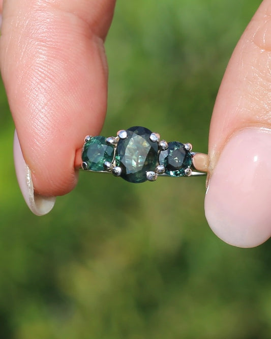 2.38ct Australian Sapphire Trilogy, Sterling Silver, size N1/2 or 7, 3.6g