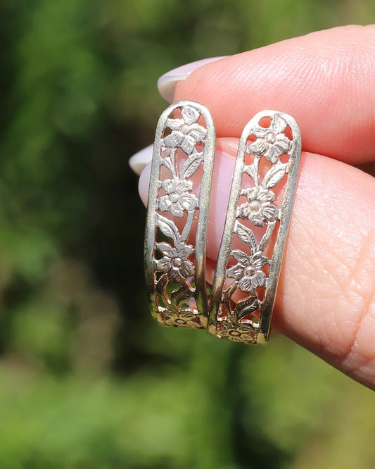 Floral Hand Carved 9ct Yellow Gold Earrings - Studs-, 9ct Yellow Gold, 3.13g