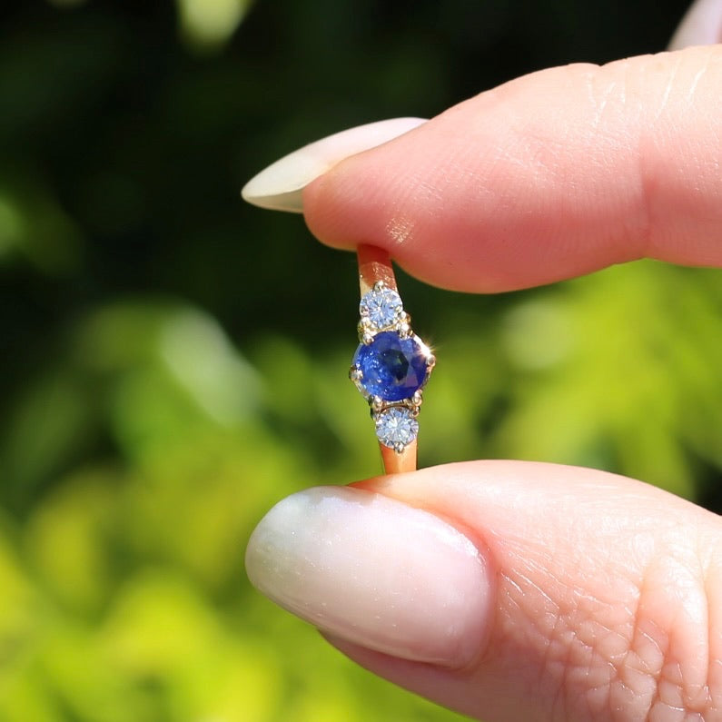 Bright Blue Natural Sapphire and Diamond Trilogy Ring, 18ct Yellow Gold, size K or 5.5