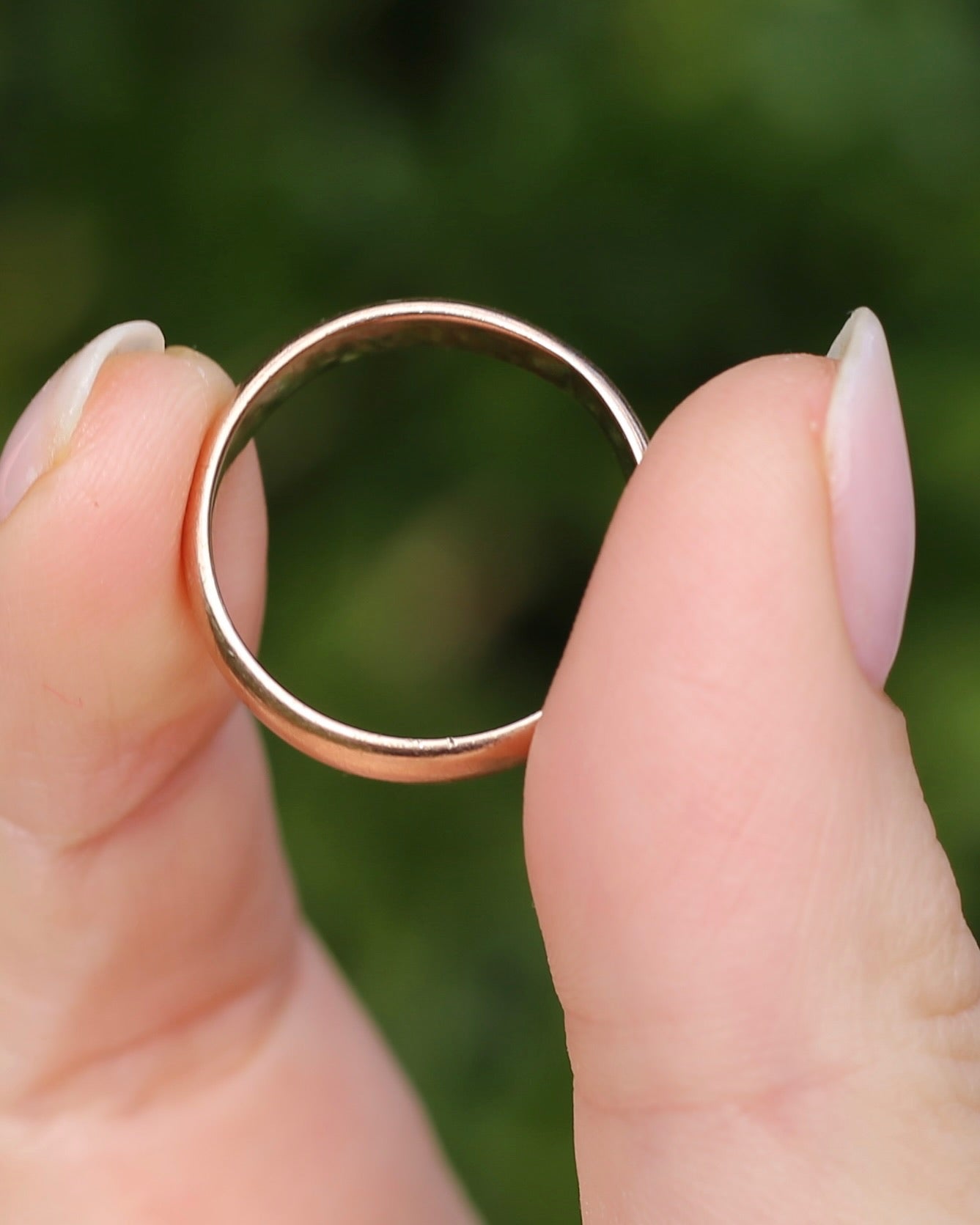 Vintage Rosey Gold Half Round Chunky Wedder, 9ct Old Rosey Gold, size 9 or R1/2 (fits more like a Q1/2-R due to width)