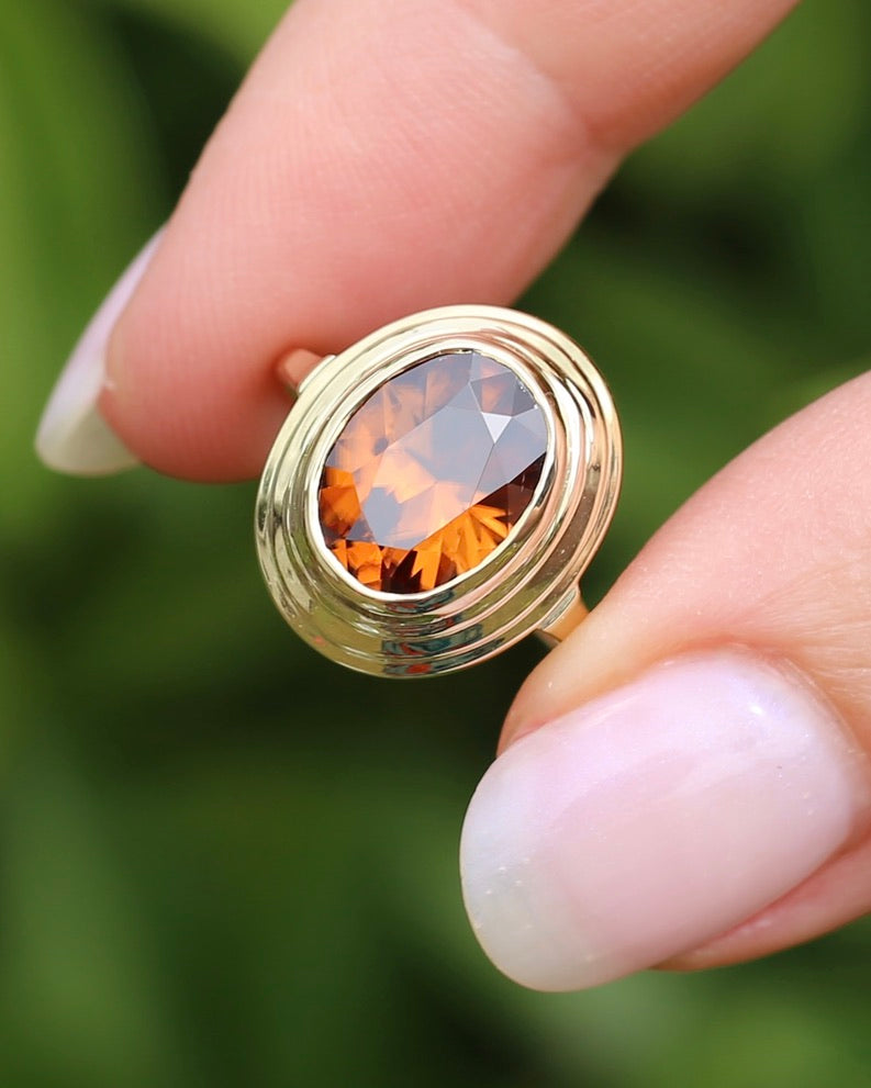 5.08ct Bezel Set Tiered Zircon Ring, 9ct Yellow Gold, size P or 7.5, 14ct Yellow Gold, 4.06g