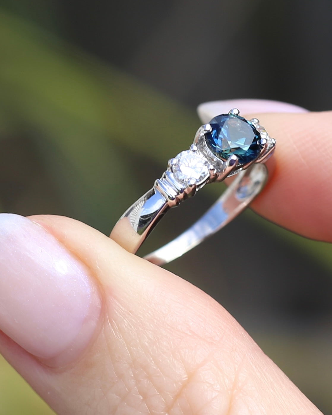 Unheated Eye Clean Parti Sapphire and Natural Diamond Trilogy, 9ct White Gold, size O1/2 or 7.5, 3.01g, with valuation