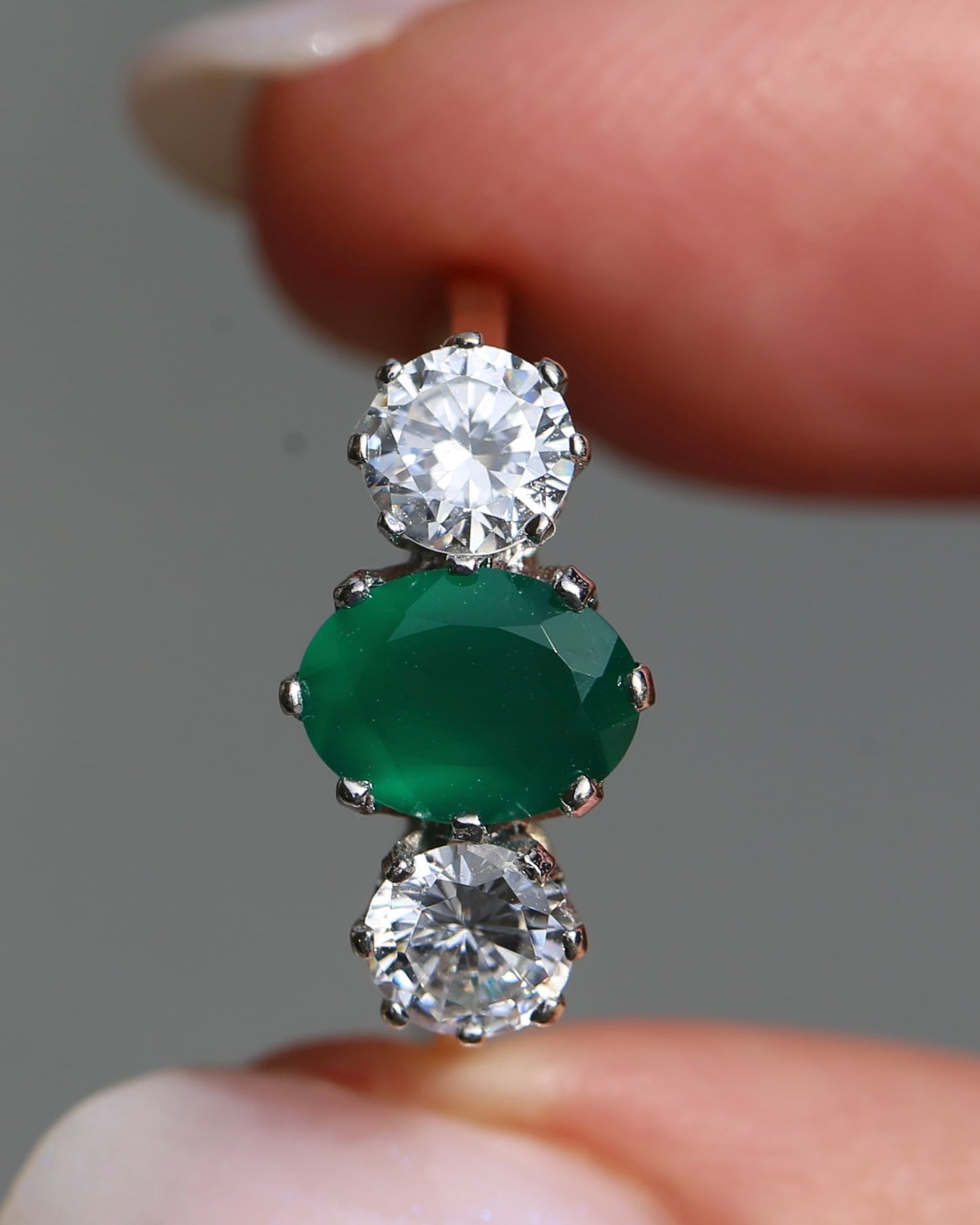 1988 Made Green and White Stone Trilogy, 9ct Yellow and White Gold, size L or 5.75, 2.23g