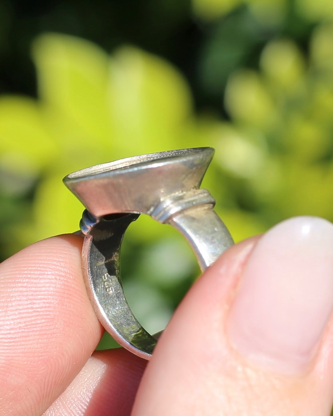 1952 Threepence Piece Silver Ring, 7.1g, size O or 7