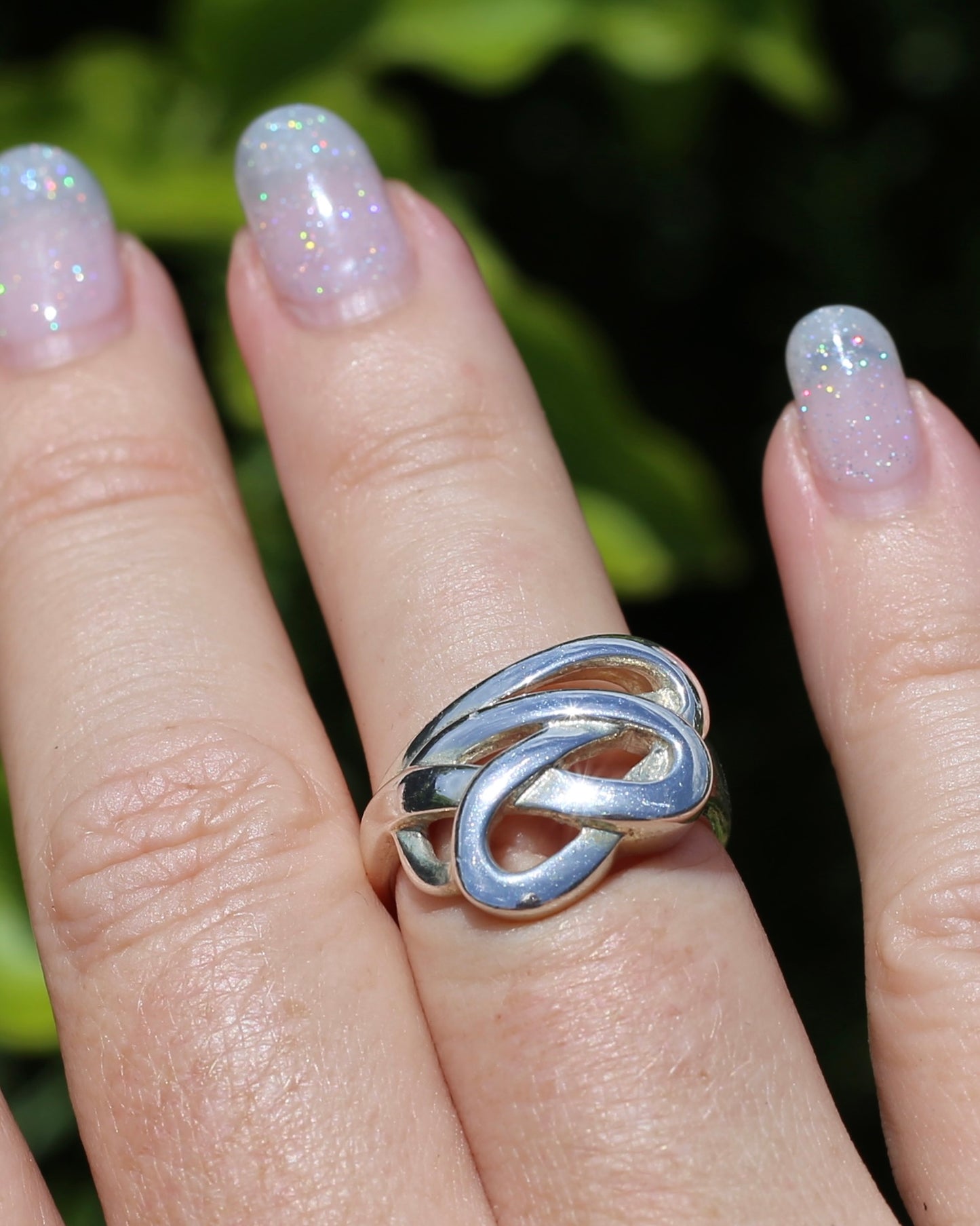 Celtic Feel Swirl Ring, Sterling Silver, size 6.5 or M1/2 (might fit smaller due to width), 6.81g