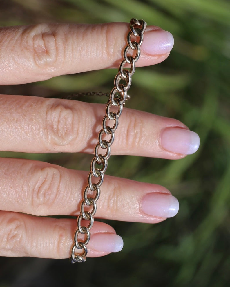 Vintage Australian Rodd and Co. Curb Bracelet with Safety Chain, 15.3g, 18.5cm or 7.25 inches