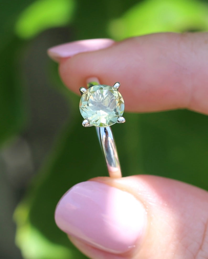 1.8ct Lemon Quartz Solitaire, Sterling Silver, size O or 7.25, 2.04g