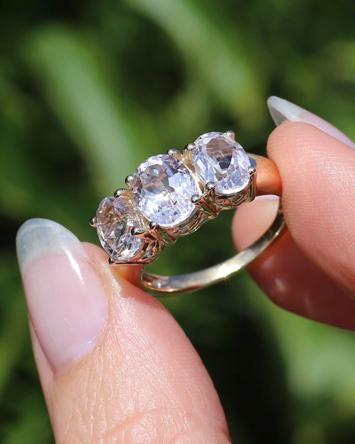 Oval Trilogy Rock Crystal Ring, 9ct Yellow Gold, size Q1/2 or 8.5, 5.59g