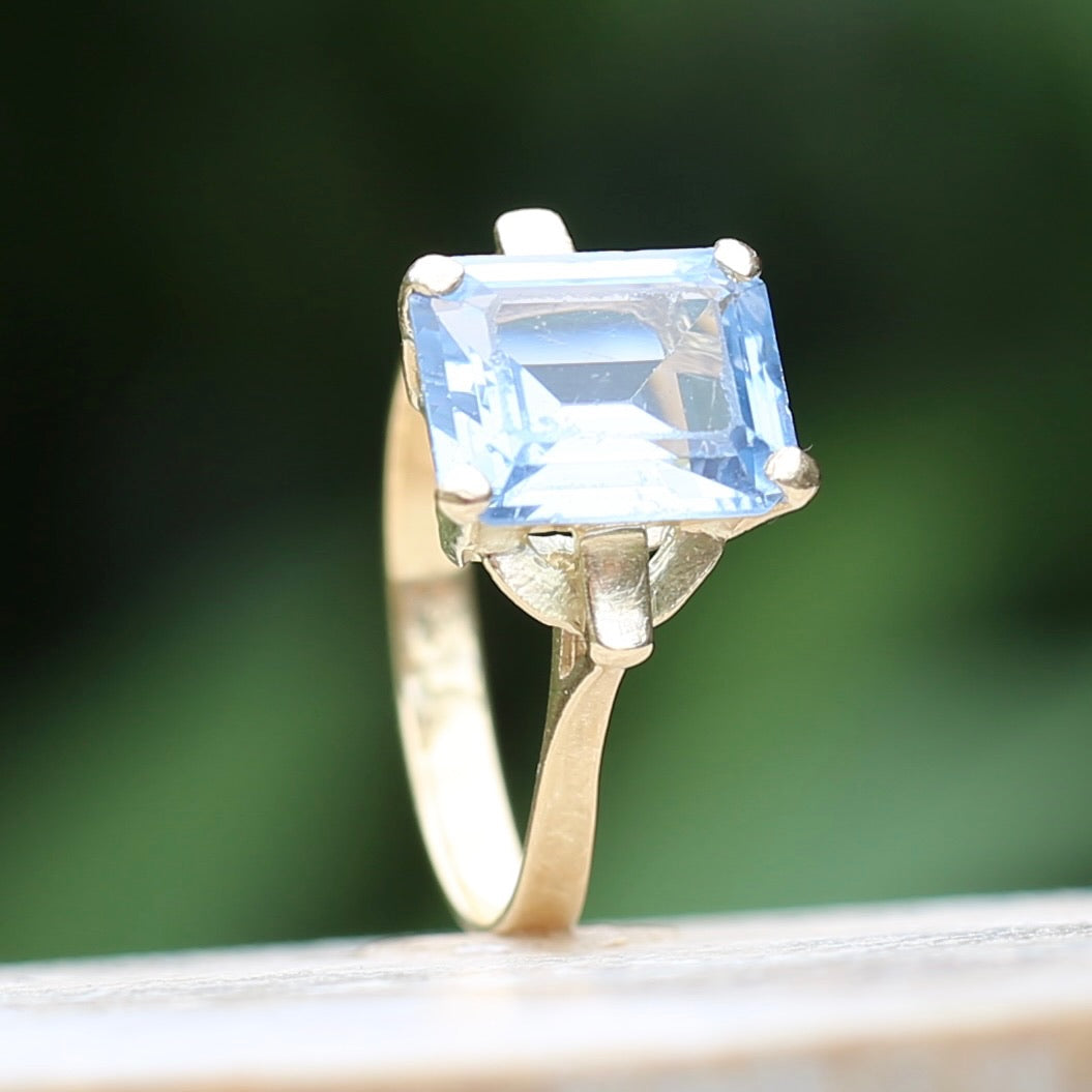 Emerald Cut Synthetic Blue Spinel in Gorgeous Art Deco Setting, 14ct Yellow Gold, size O or 7.25