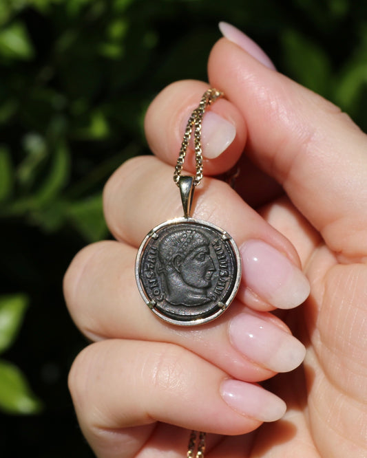 Handmade Gold Coin Frame, 4 claw, featuring Constantine The Great, 307-337 AD