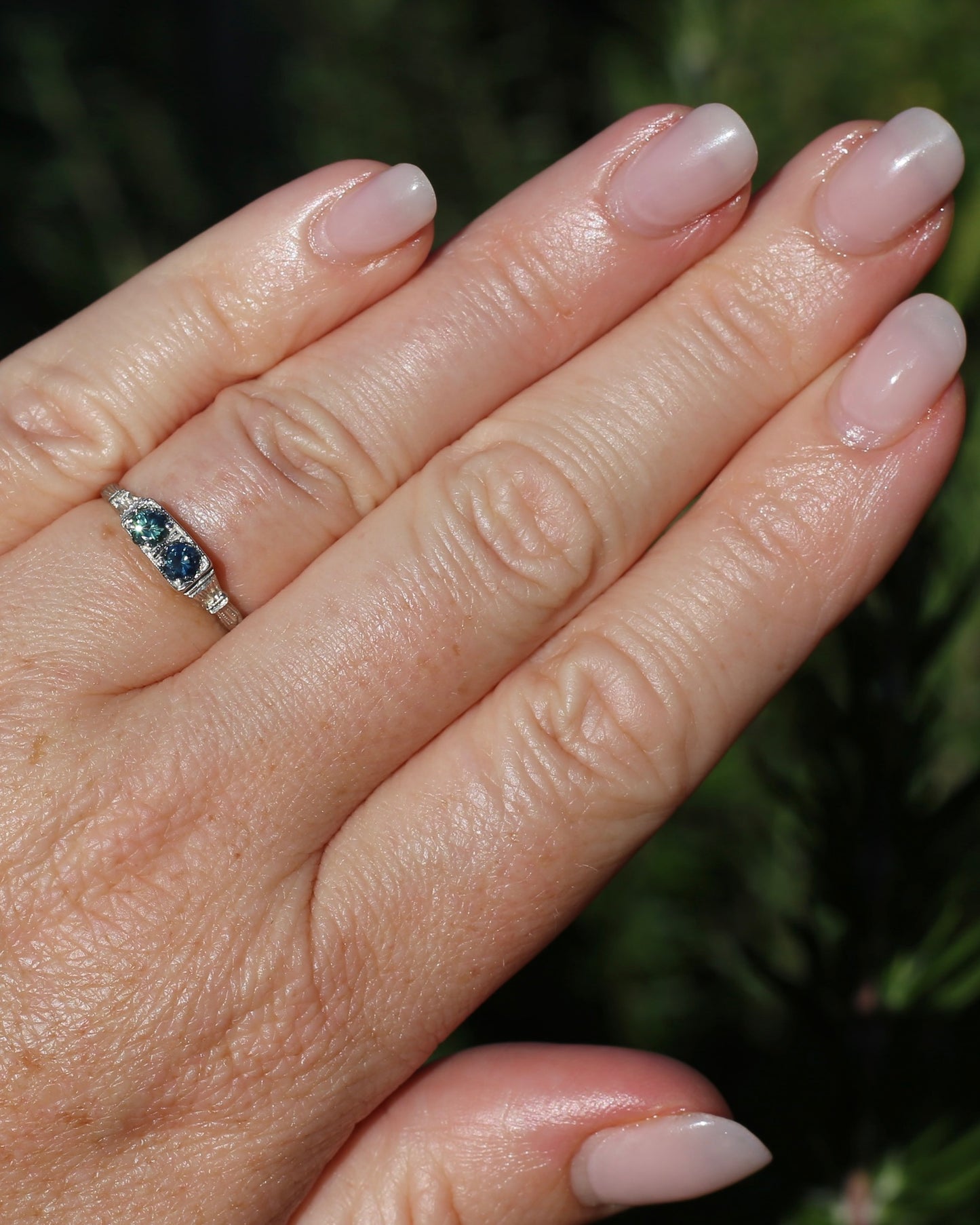 ON HOLD Delicate Vintage Australian Parti Toi et Moi, 9ct White and Yellow Gold, size N or just over 6.75, 1.39g