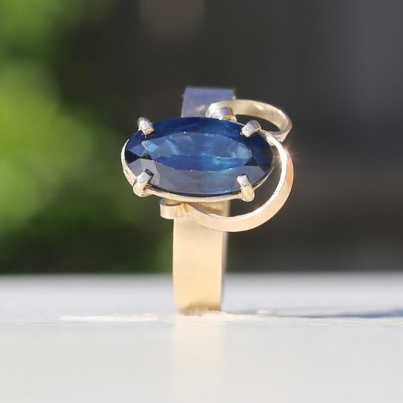 1980s 4ct Australian Parti Sapphire Retro Ring, 9ct Yellow Gold, size X or 11.5 (easily sizeable) with valuation