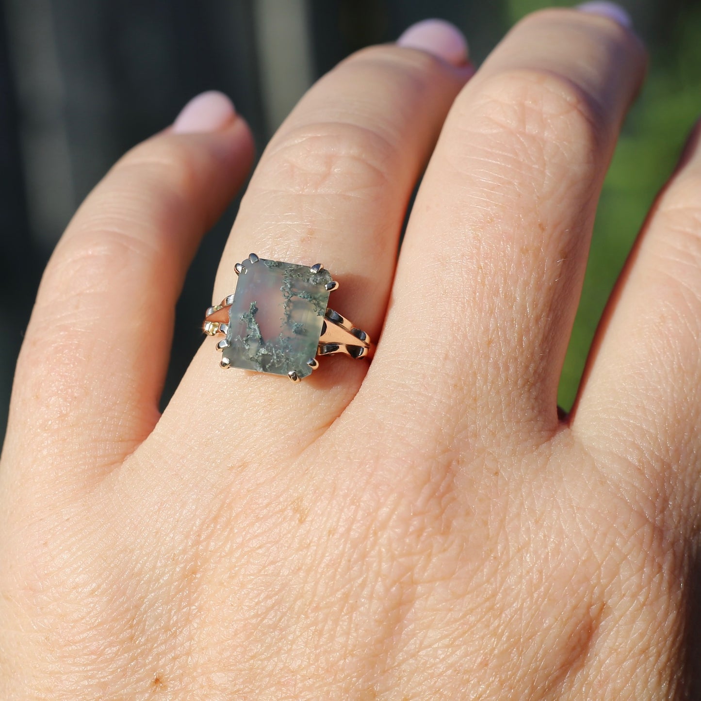 4.95ct Emerald Cut Moss Agate Ring with Fabulous Double Claws, 9ct Older Rosey Gold, size N1/2 or 6.75