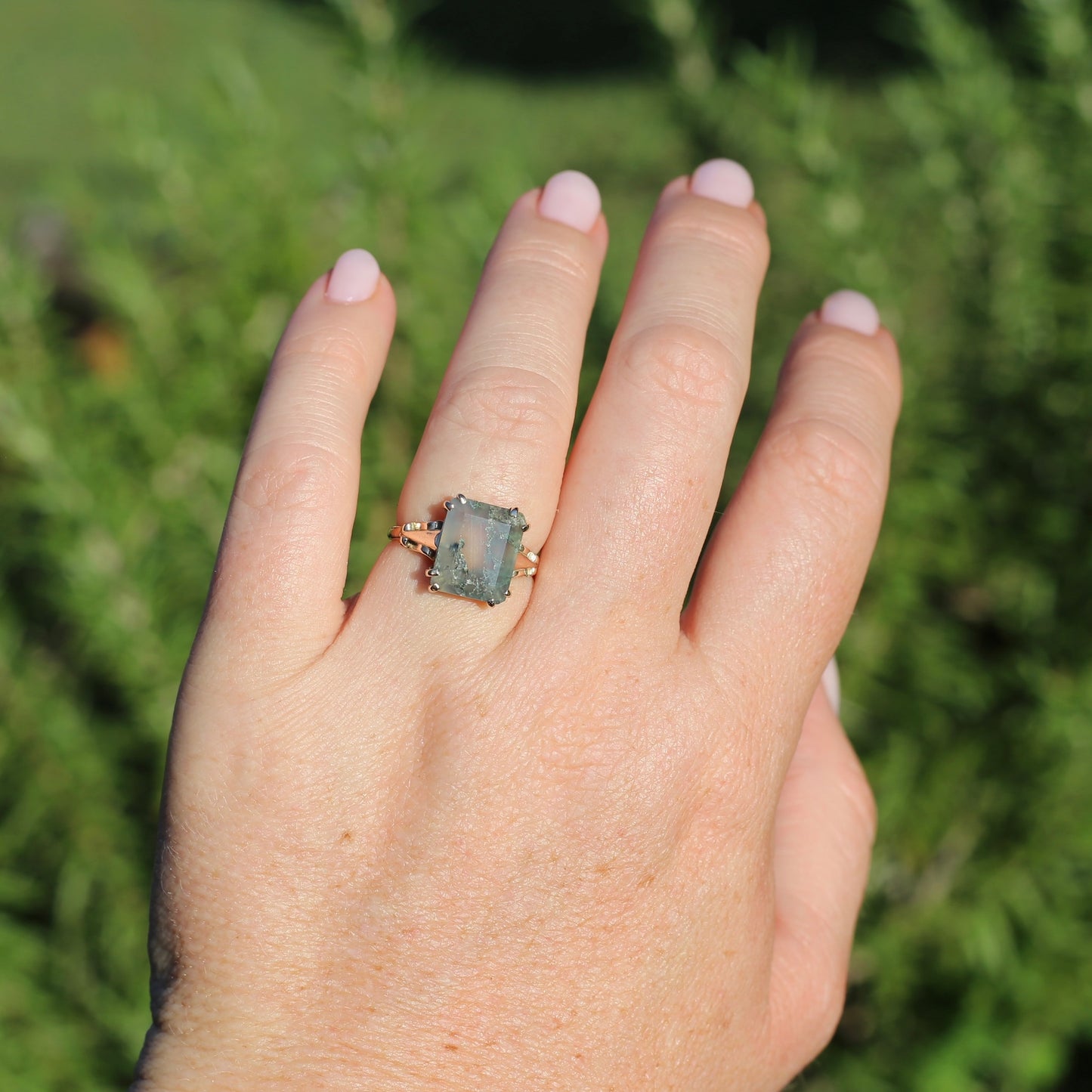 4.95ct Emerald Cut Moss Agate Ring with Fabulous Double Claws, 9ct Older Rosey Gold, size N1/2 or 6.75