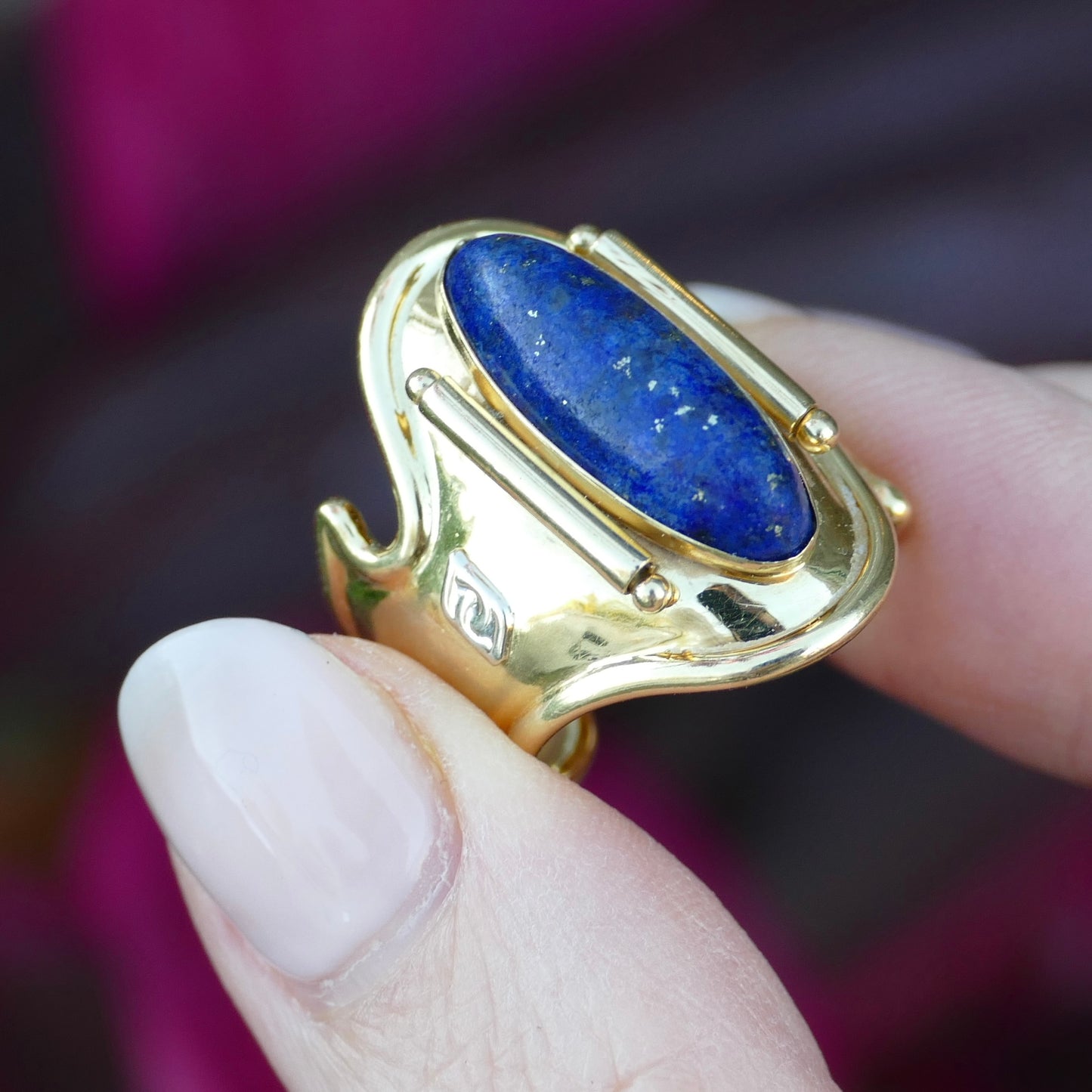 18ct Gold and Lapis Lazuli Cabochon Cuff Ring, size O but sizeable