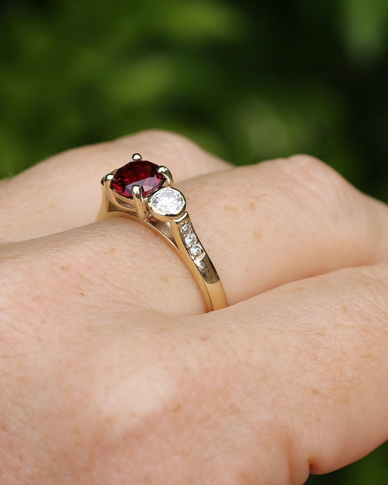 East African Rhodolite Garnet and Diamond Dais Trilogy, 9ct Yellow Gold, size S or 9.25