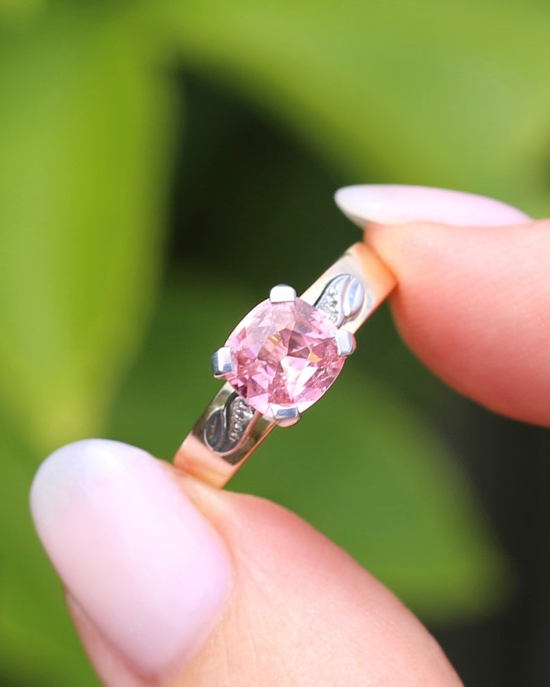 1.62ct Natural Pink Tourmaline in 1970s Mixed Metal Setting with Diamond Side Stones, size P or 7.5, 4.34g
