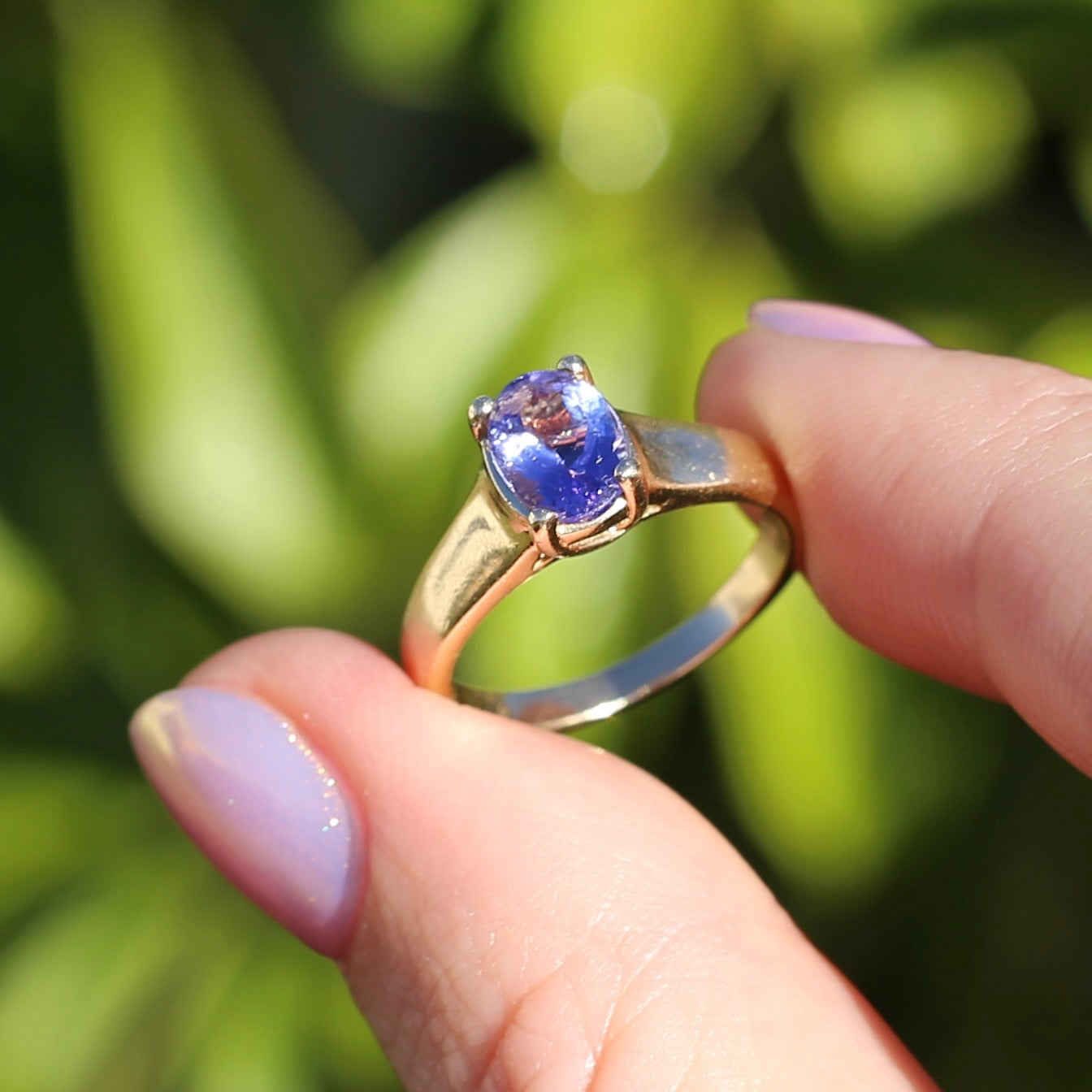 1.25ct Oval Tanzanite Ring, 14ct Yellow Gold, size N or just over 6.5