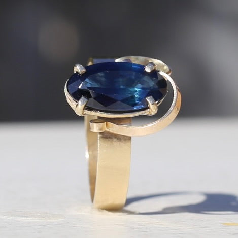 1980s 4ct Australian Parti Sapphire Retro Ring, 9ct Yellow Gold, size X or 11.5 (easily sizeable) with valuation