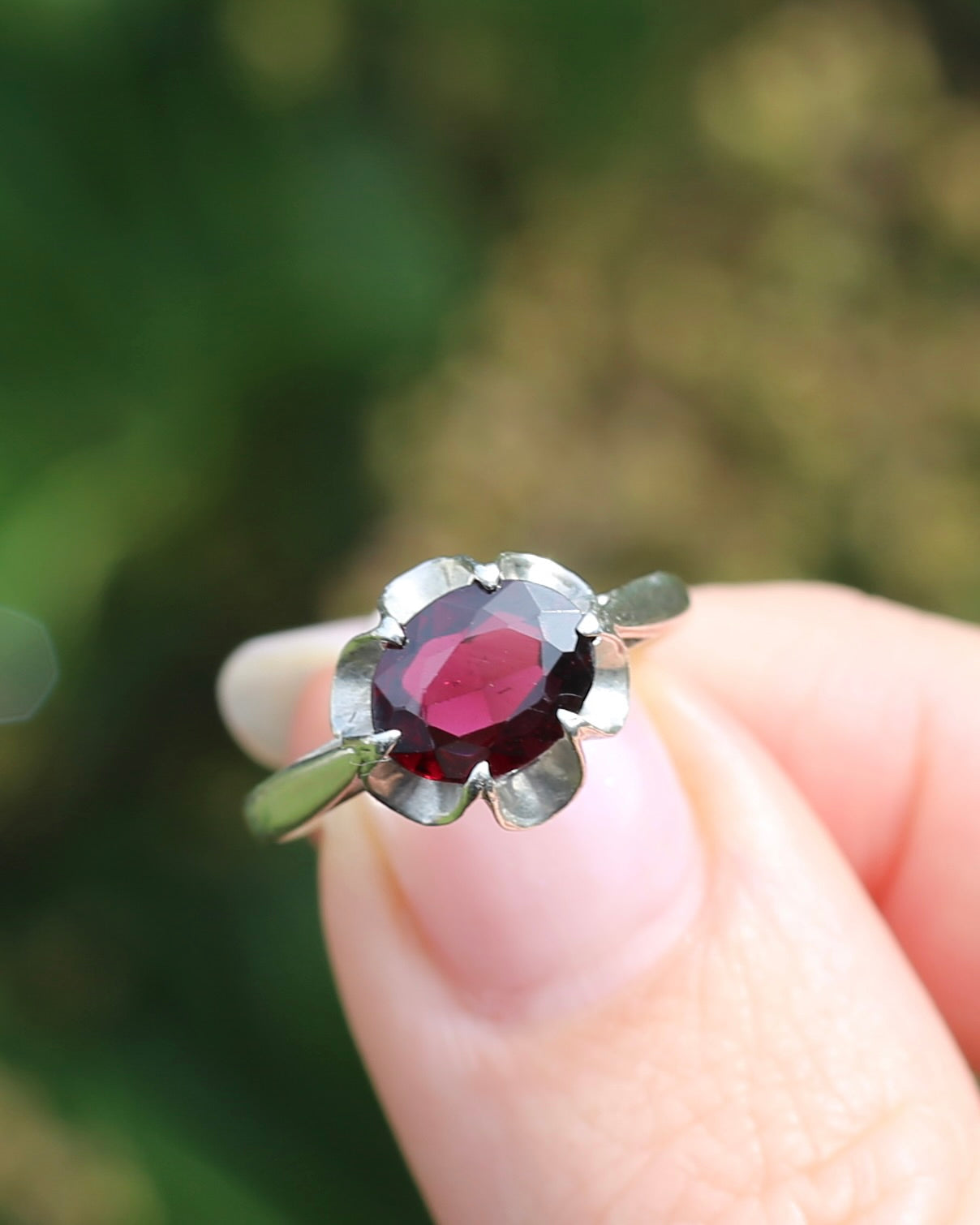 On HOLD Vintique Rhodolite Garnet Belcher Ring, Sterling Silver, size O1/2 or 7.5, 2.44g