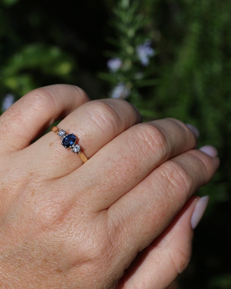 Sapphire and Diamond Trilogy, 9ct Yellow Gold and Palladium, size P or 7.75, 2.32g