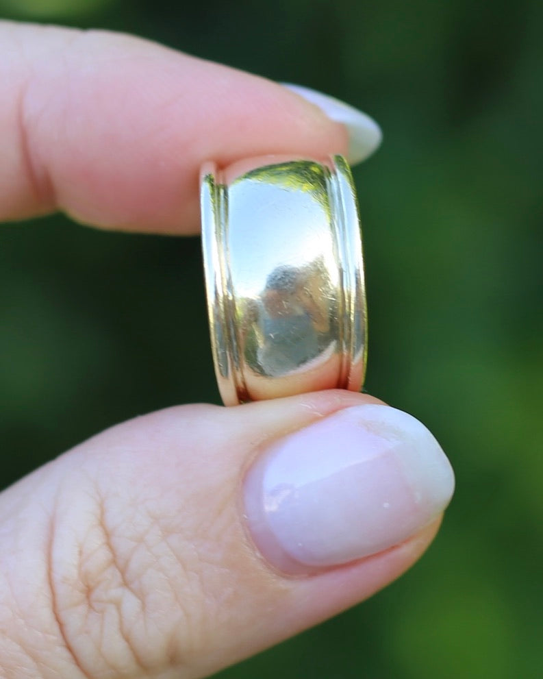 Chunky 12.8mm Domed Ring, 9ct Yellow Gold, size P1/2 or 8 (fits more like O1/2), 5.66g