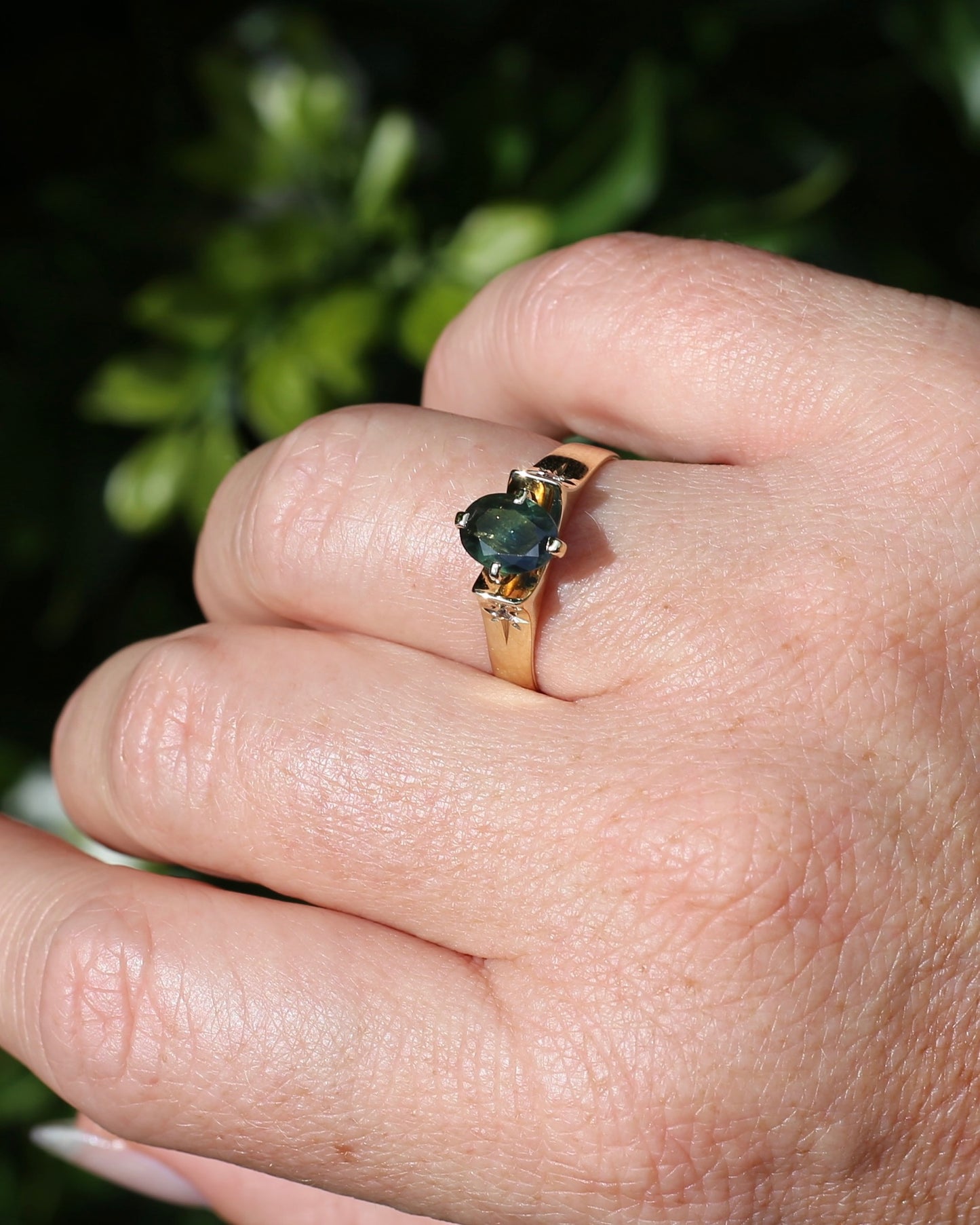 Circa 1970s 1.2ct Oval Australian Parti Sapphire Ring with Star Set Diamond Side Stones, 9ct Yellow Gold, size R1/2 or 8.75, 3.28g