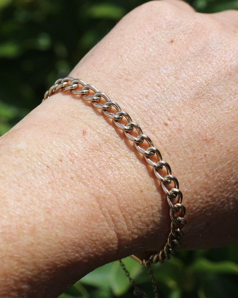 Vintage Australian Rodd and Co. Curb Bracelet with Safety Chain, 15.3g, 18.5cm or 7.25 inches
