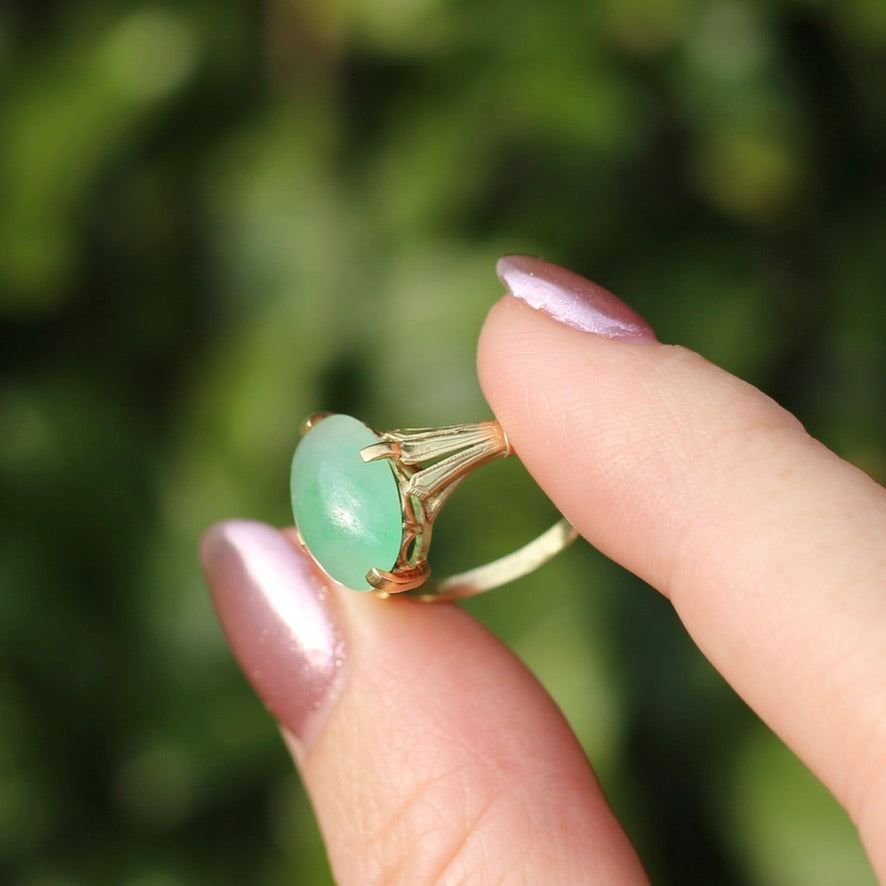 Apple Green Oval Jade Cabochon, 14ct Yellow Gold Claws with Fab Shoulders, size 5.5 or K1/2