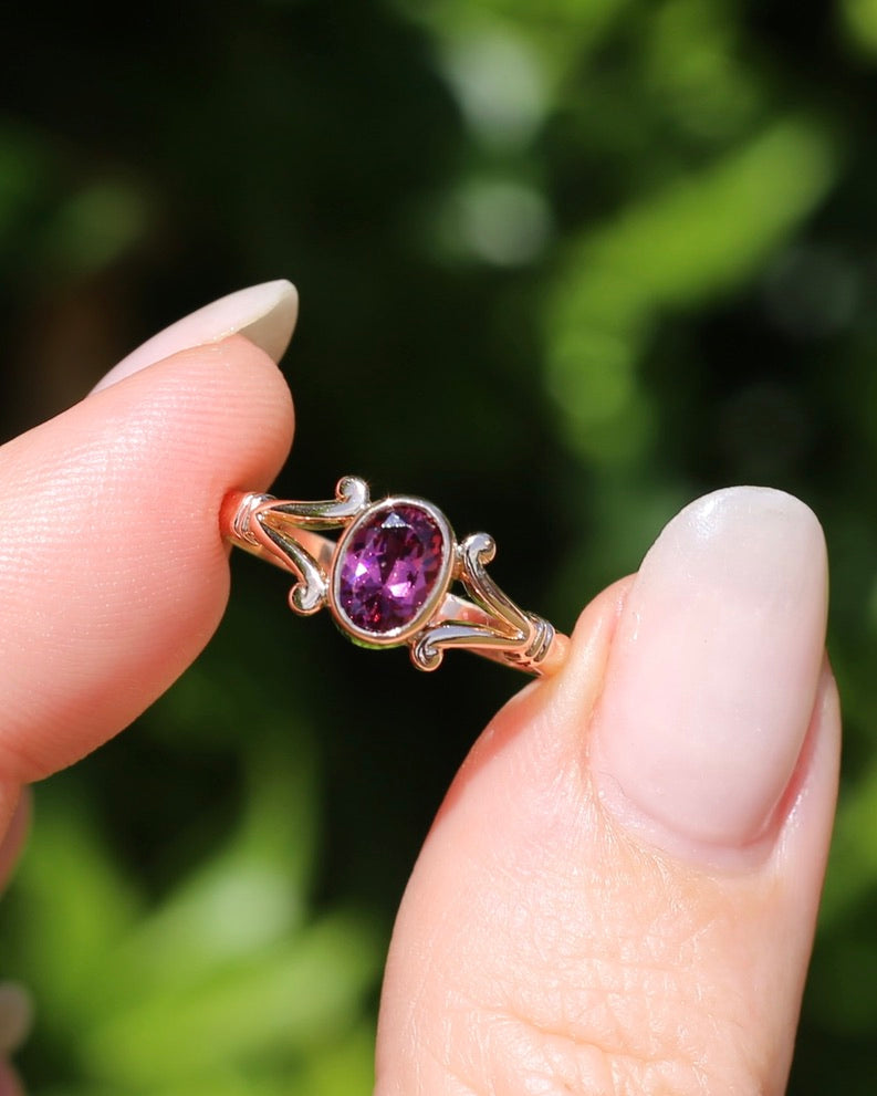 1996 Australian Made Bezel Set Rhodolite Garnet, 9ct Rose Gold, size O or just over 7, 2.60g