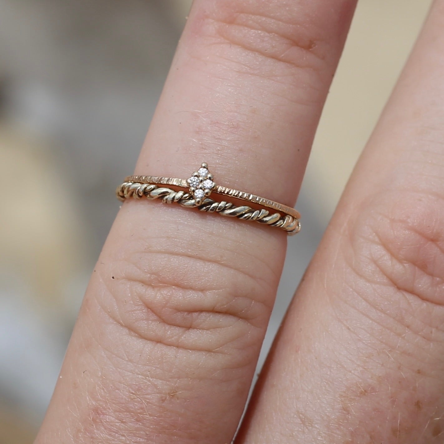 Textured twisted band, 9ct yellow gold, size 4.5 or I1/2