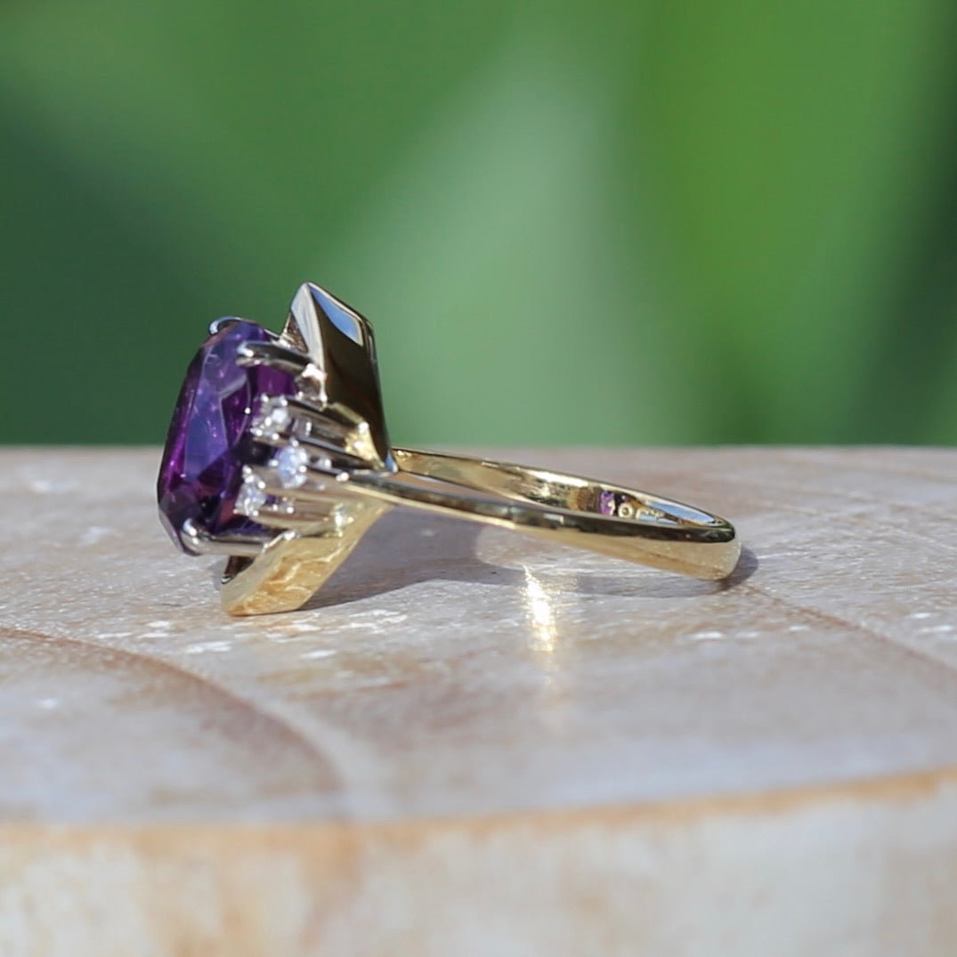 Vintique Oval Amethyst and Diamond Ring, 18ct Yellow Gold, size K1/2 or 5.5