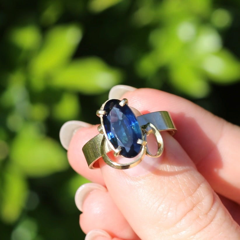 1980s 4ct Australian Parti Sapphire Retro Ring, 9ct Yellow Gold, size X or 11.5 (easily sizeable) with valuation