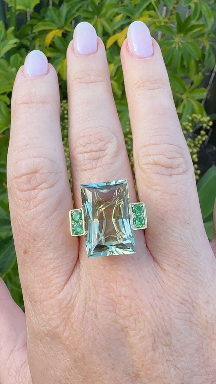 Vintage 15ct Prasiolite Green Quartz and Chrome Diopside Cocktail Ring, size U or 10