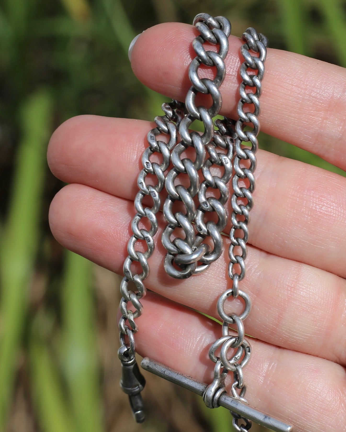 1907 Single Graduated Chester Made Curb Watch Chain with T-bar and 1945 Threepence and Single Albert Clasp, 30cm or 11.75 inches, 30.54g
