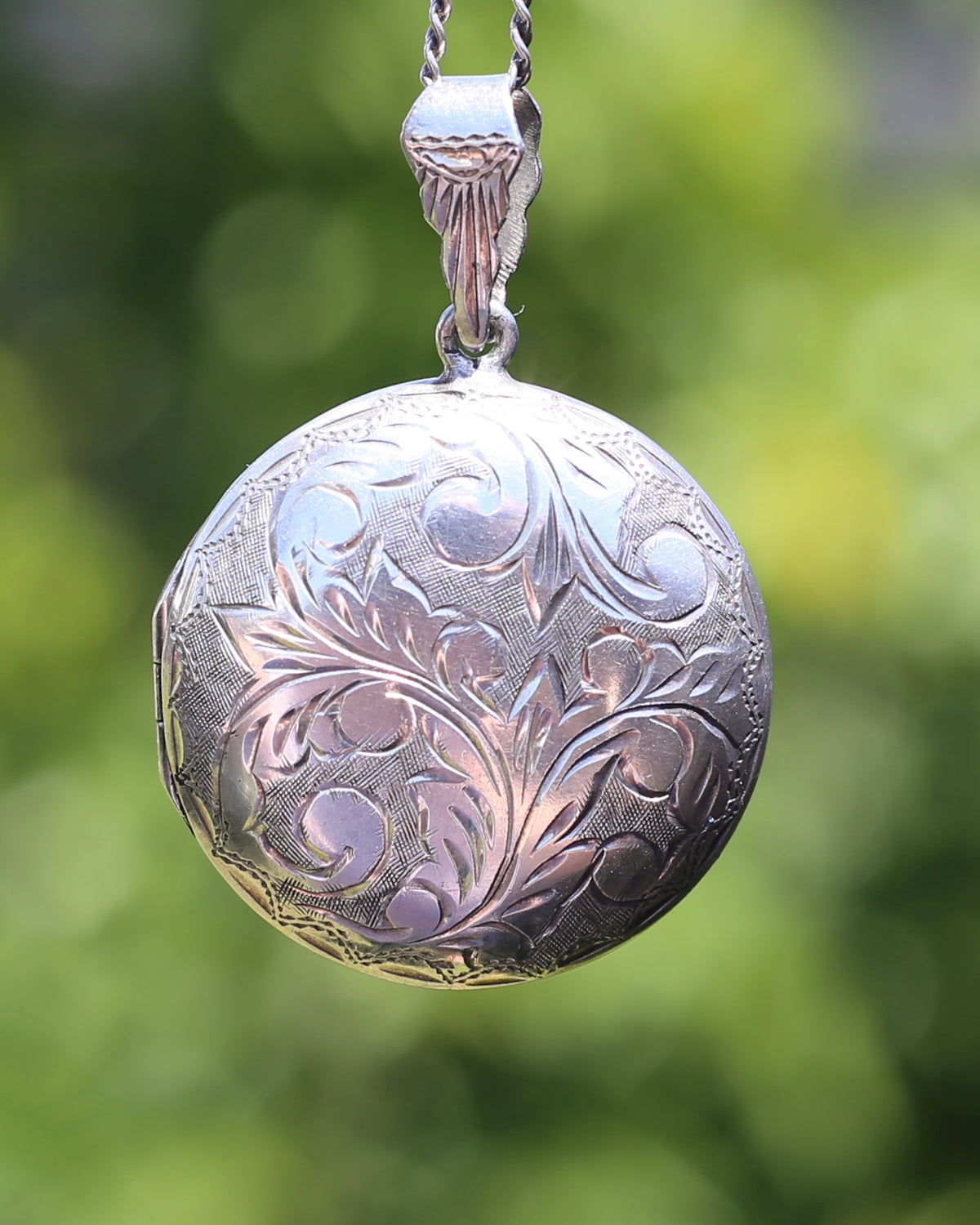 Vintage Hand Carved Round Locket, Thailand Sterling Silver, 11.59g, 33.4 x 30mm