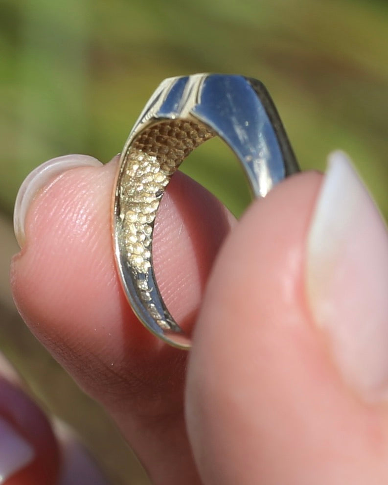ON HOLD 1979 London Made Old Cut Diamond Heart Signet Ring, 9ct Yellow Gold, size J1/2 or 5, 2.48g
