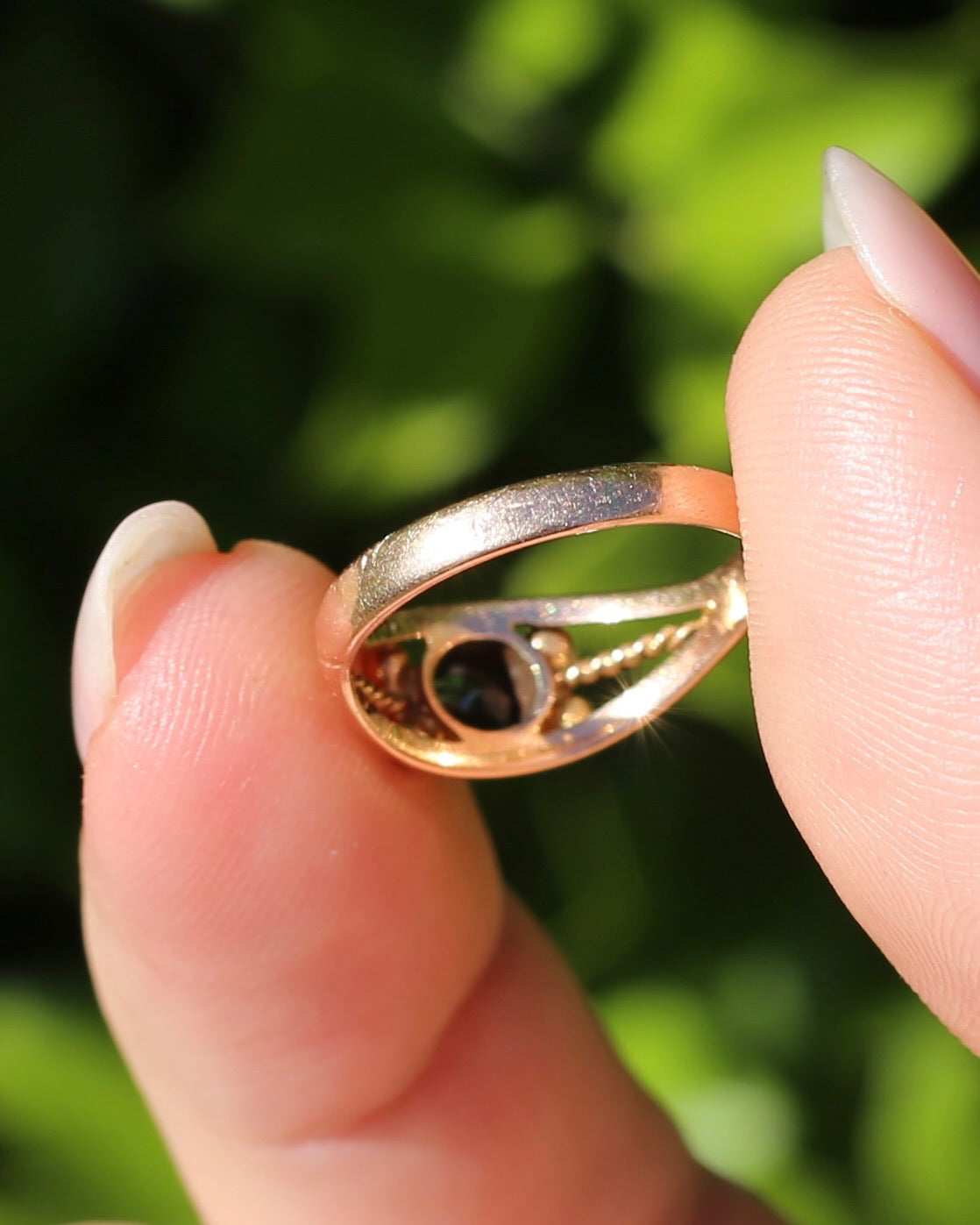 Bezel Set Blue Sapphire in Rose Gold Ring, 9ct Rose Gold, size K or 5.5, 2.30g