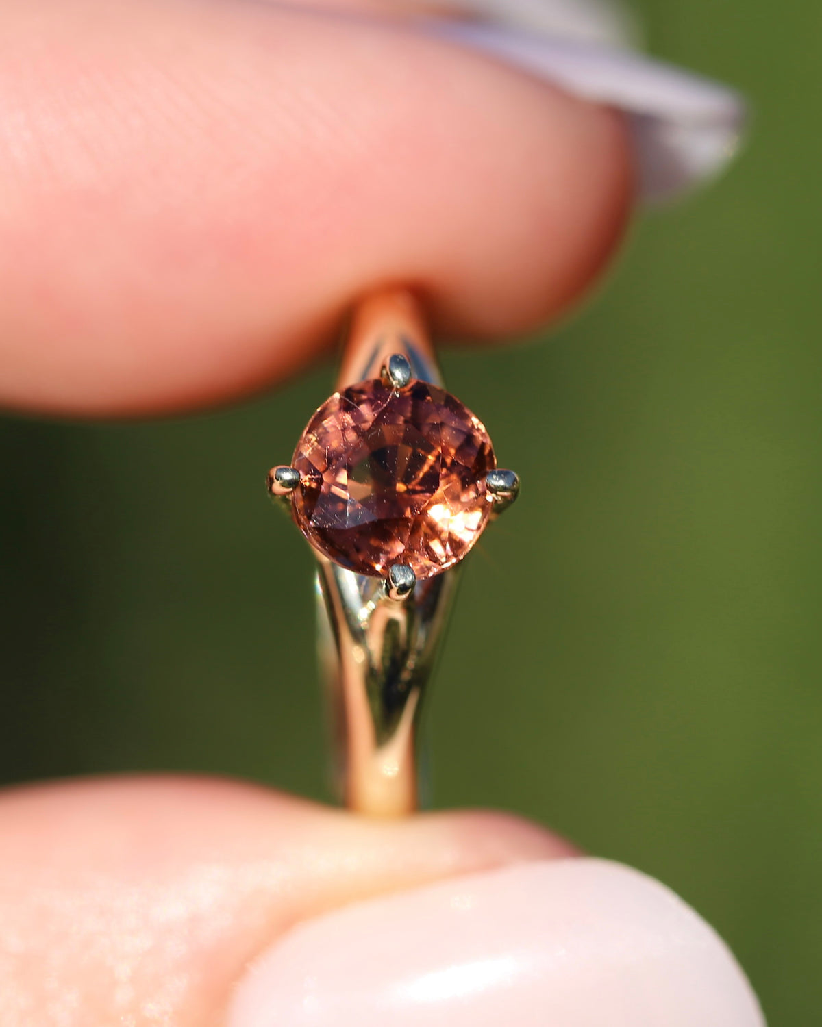 1.4ct Natural Peachy Orange Tourmaline Ring, 9ct Yellow Gold, size N1/2 or 7, 1.51g